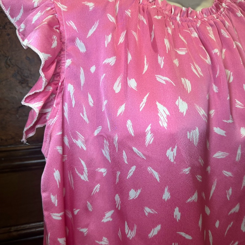 NWOT SIZE M First Love Pink Ruffle Sleeve Top - Picture 3 of 8